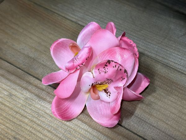 Blossom Hairclip - Rosa
